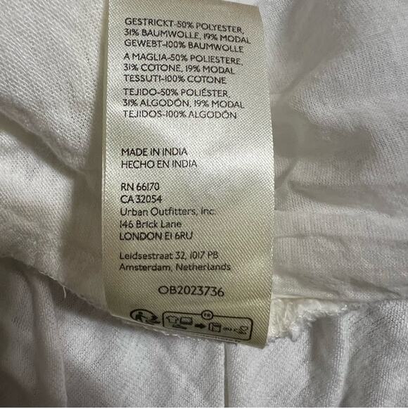 Free People White Claire Tee Size Medium - Picture 9 of 9